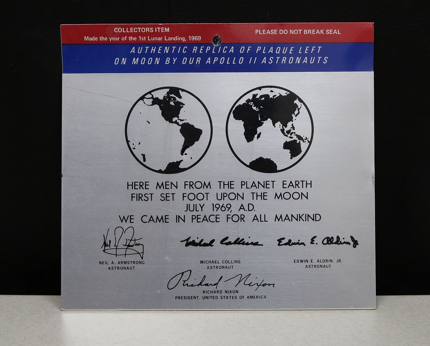 NASA Apollo 11 Replica Plaque Left On The Moon 1969 Sealed #1386 D-1