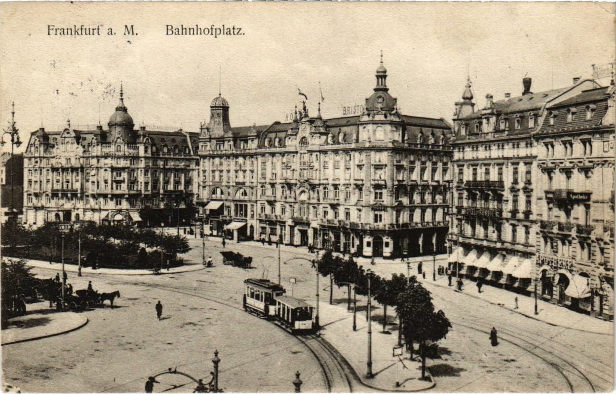Old postcard Frankfurt station square GERMANY (1017167)