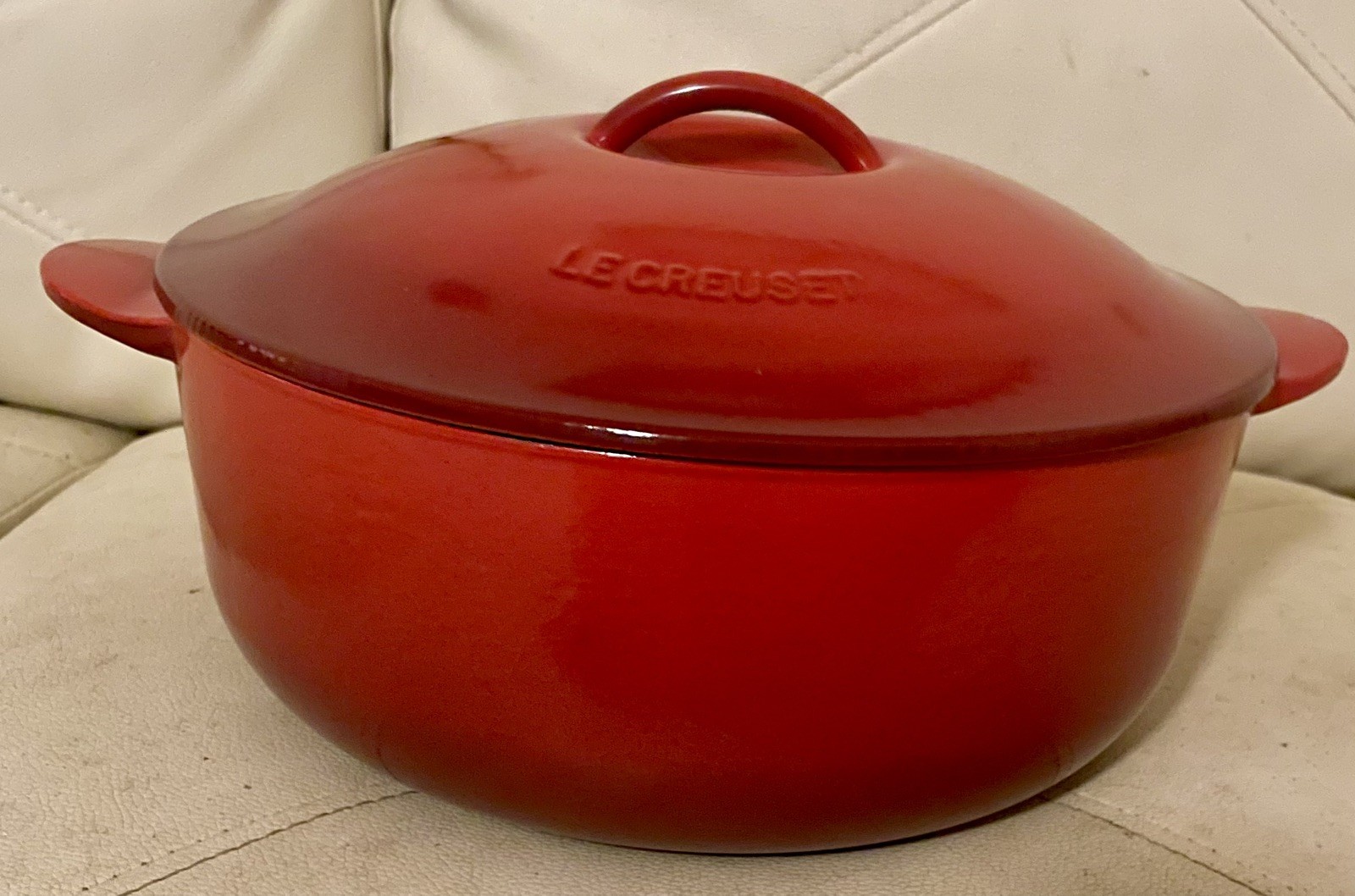 MINT Le Creuset Heritage 4 Qt Legumier Enameled Cast Iron Round Oven Cerise Red