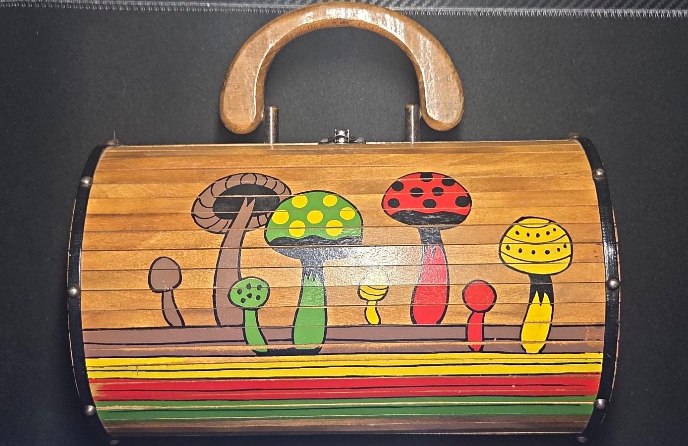 Vintage Garay Hand-Painted Wood Slat Mushroom Purse 1970s
