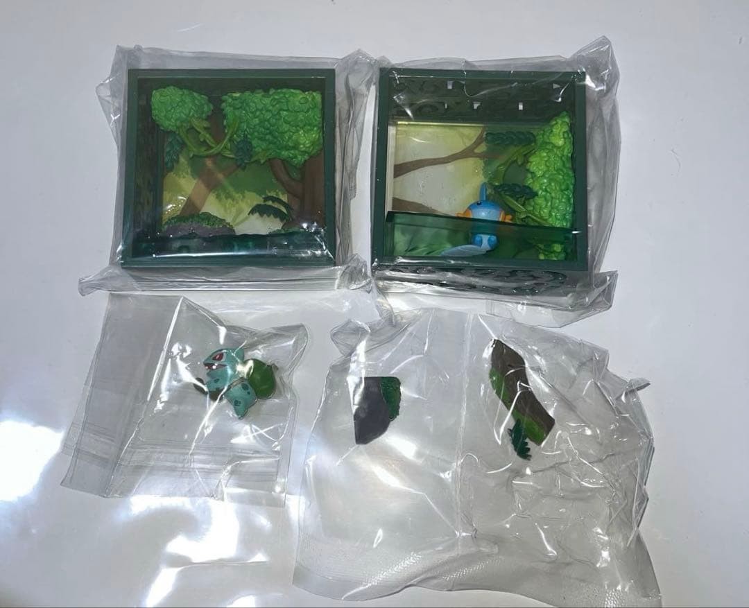 Pokemon Frame Re-Ment Deep Forest Bulbasaur Mudkip