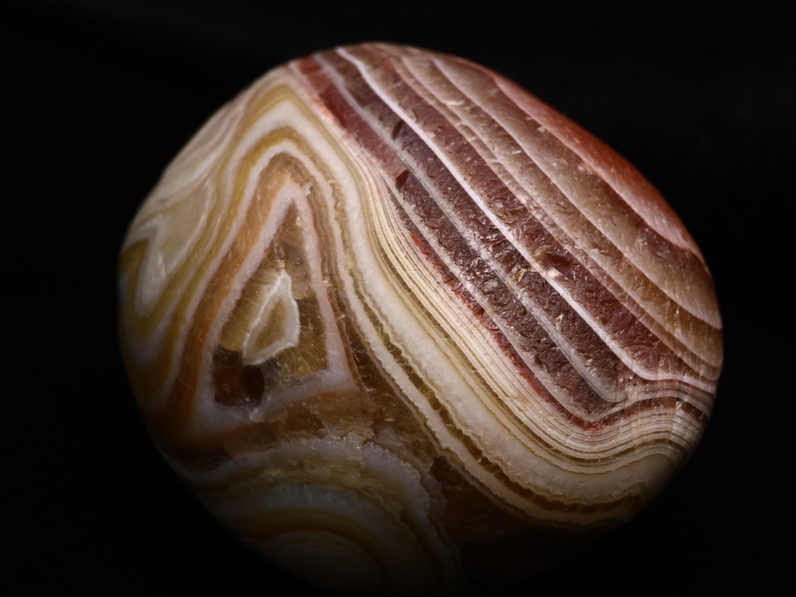 Big Red and White Rain Flower River Agate, Nanjing, China