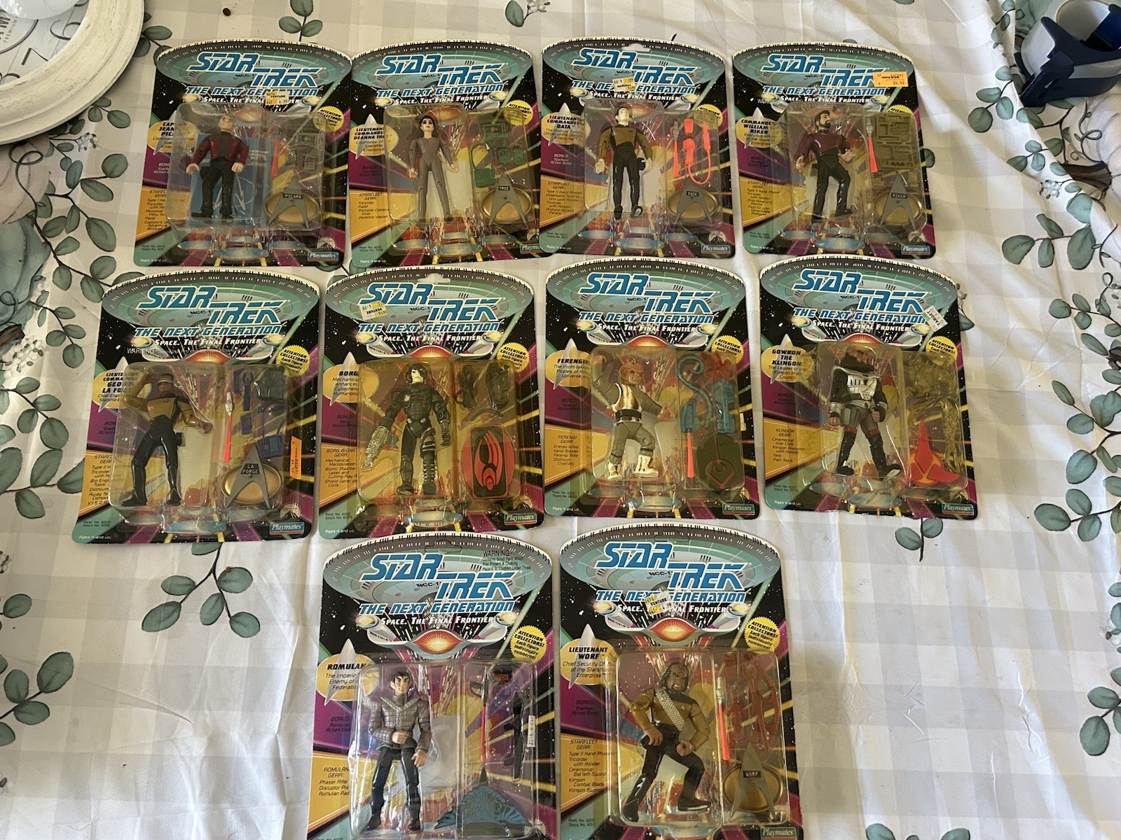 Star Trek TNG Playmates Vintage 1990s Figures Lot of 10 Sealed MOC. Borg& More