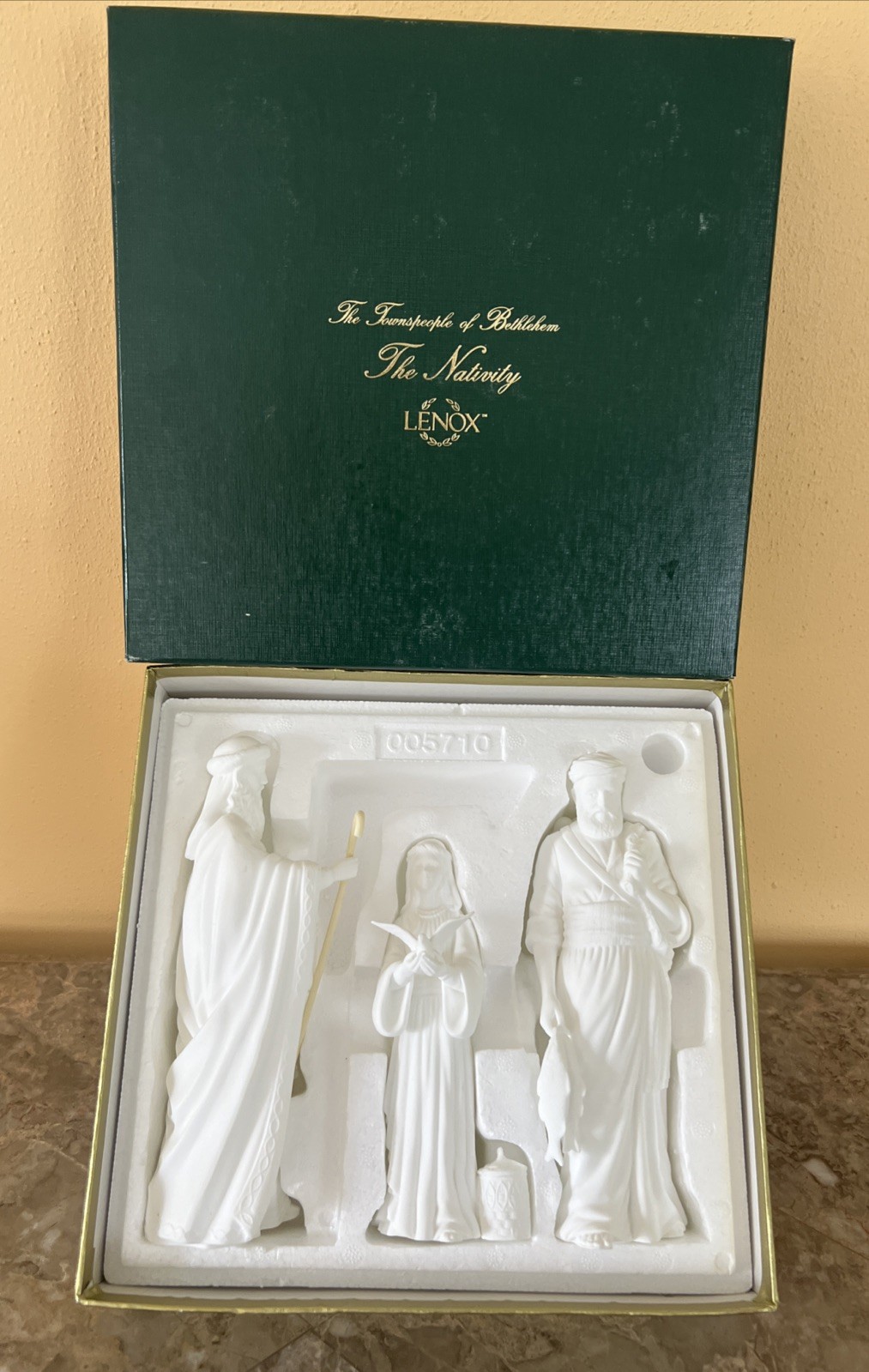 1991 Lenox The Nativity Towns People of Bethlehem 3 Figurines in Original Box