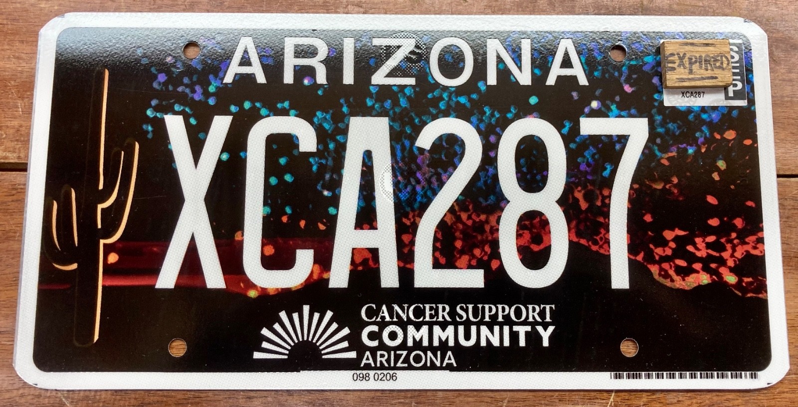 MINT, BEAUTIFUL GRAPHIC ARIZONA CANCER SUPPORT COMMUNITY LICENSE PLATE, XCA 287