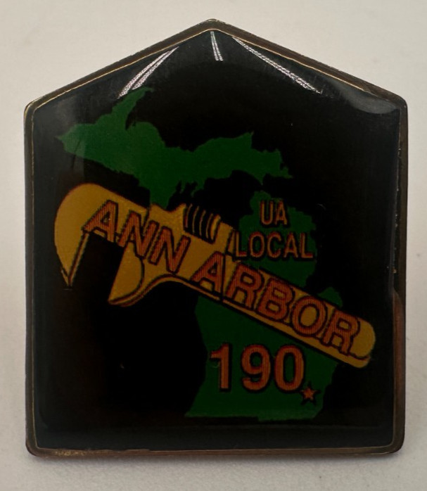 Vtg UA Local 190 Pin Ann Arbor Michigan Plumbers Pipefitters Steamfitter HVAC