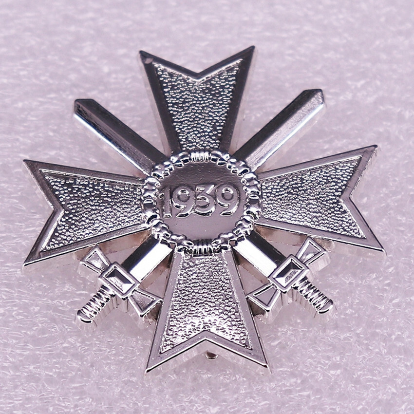 Sword 1939 Cross Metal Pin