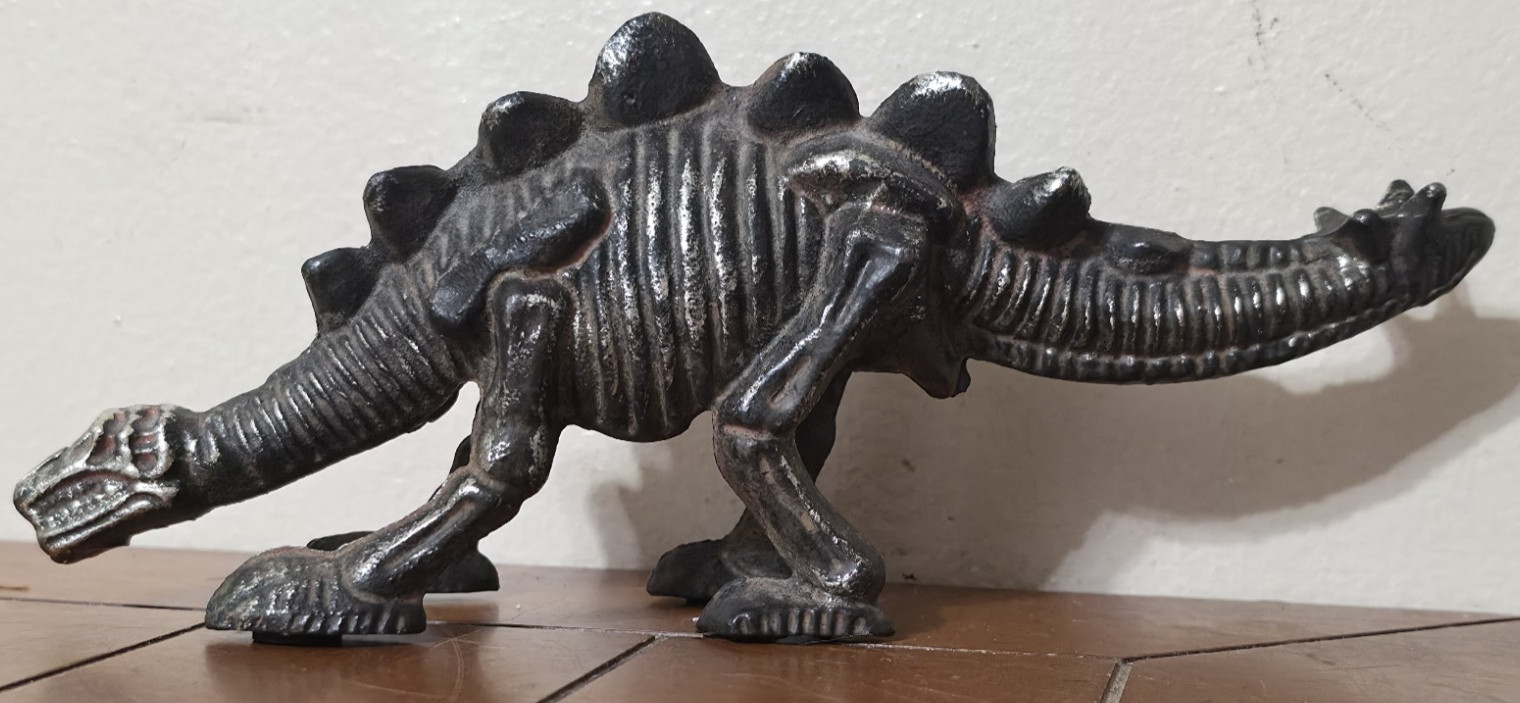 Cast Iron Dinosaur Door Stop Stegosaurus Sculpture