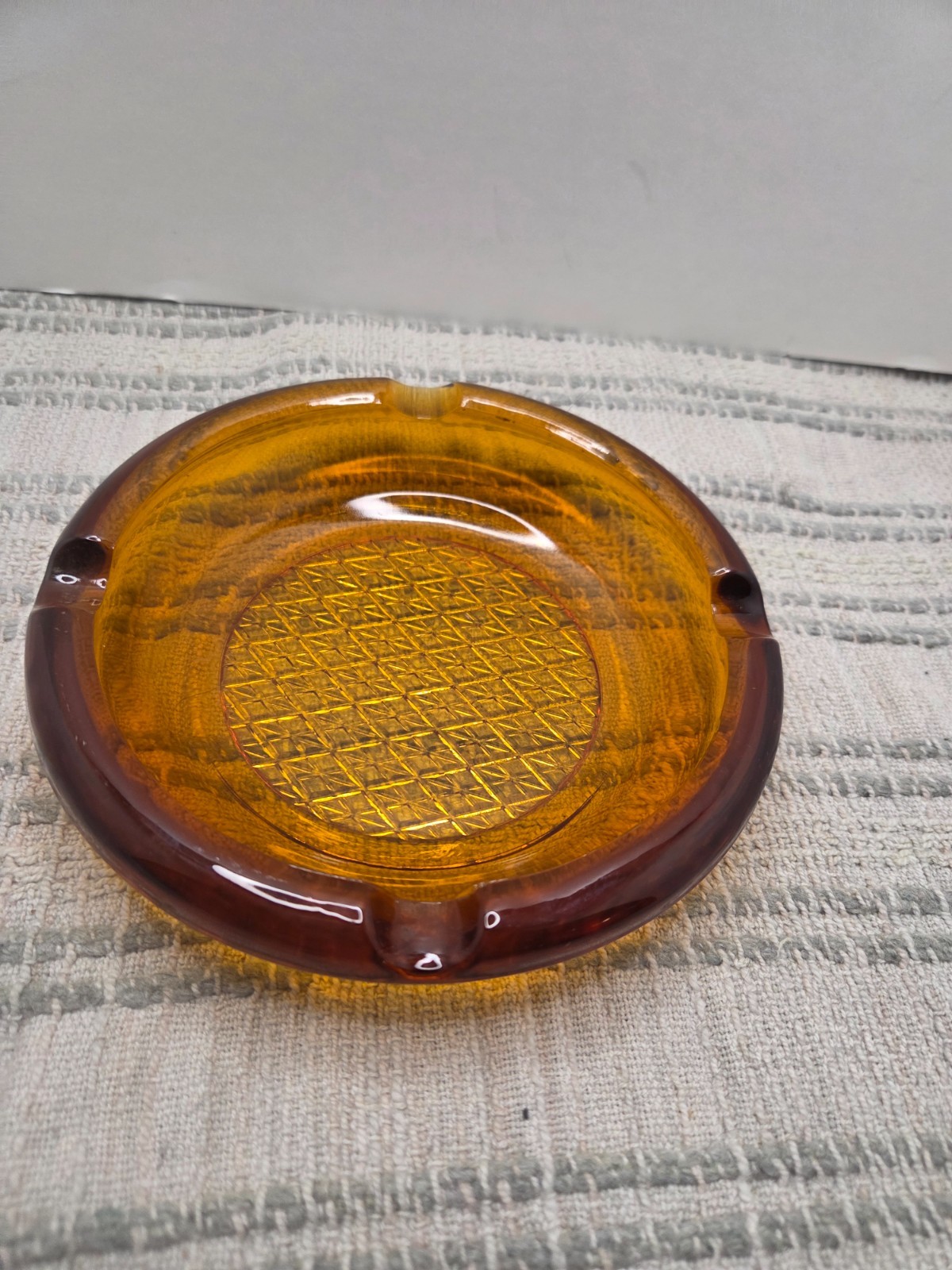 Vintage  AMBER GLASS ASHTRAY Waffle Diamond Bottom MCM 6” No Cracks/Chips