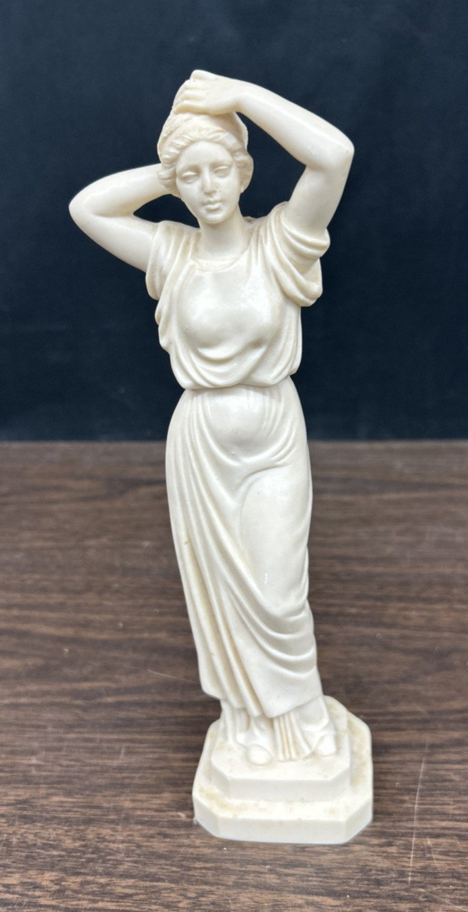 Greek Roman Mythology Goddess Statute
