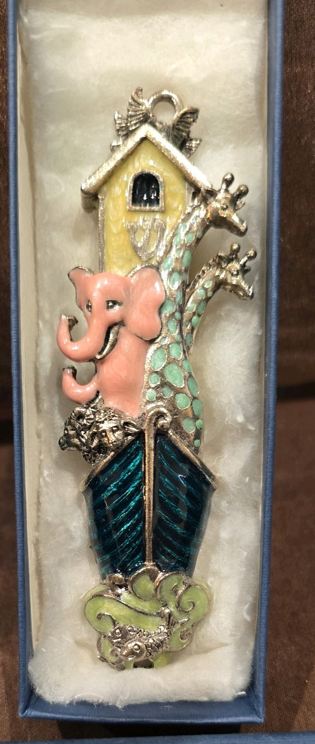 Mezuzah Enamel Pewter Quest Collection 2006 Noah\'s Ark Kid\'s Room with Box