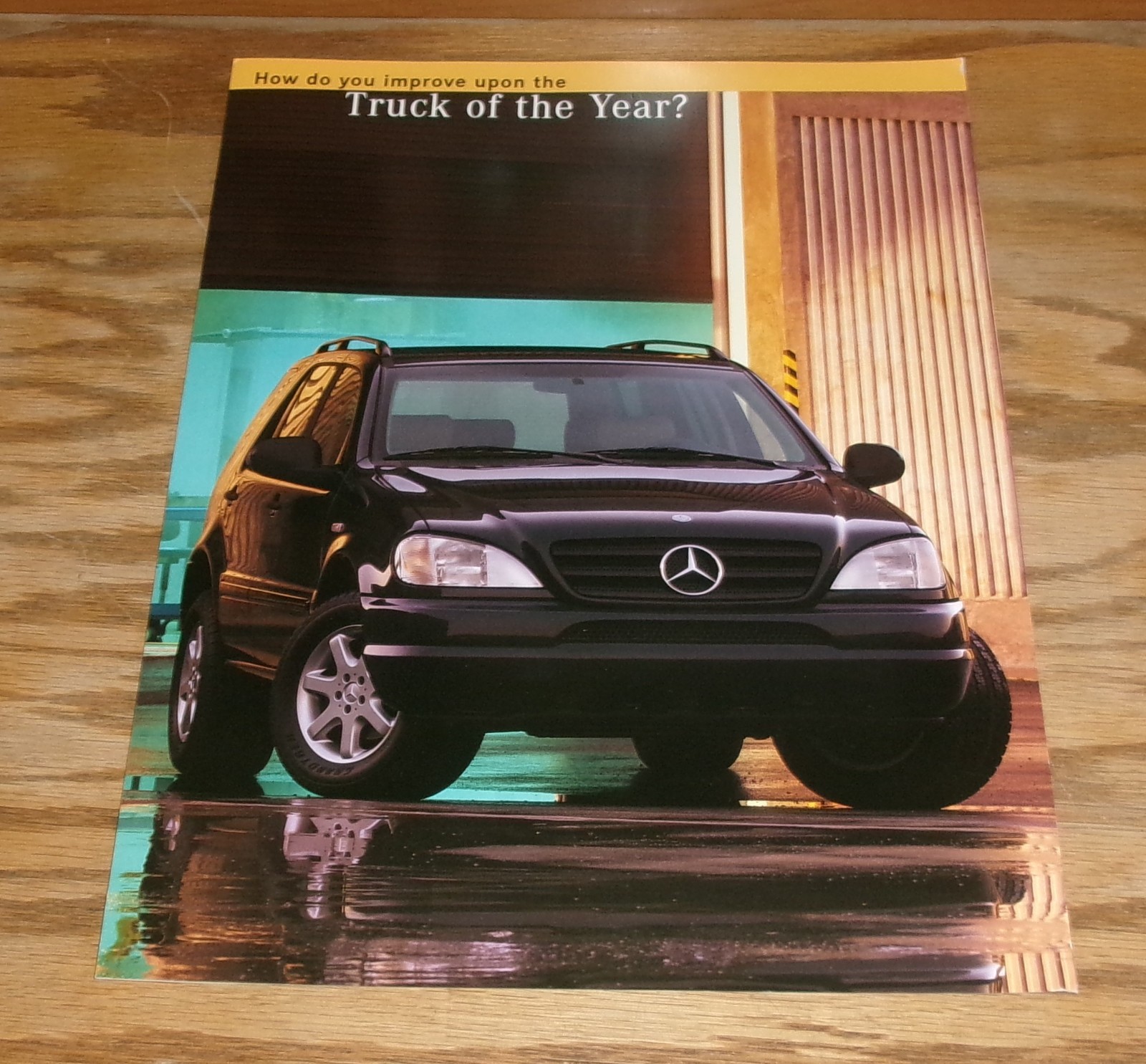 Original 1999 Mercedes Benz ML430 Deluxe Sales Brochure Folder 99