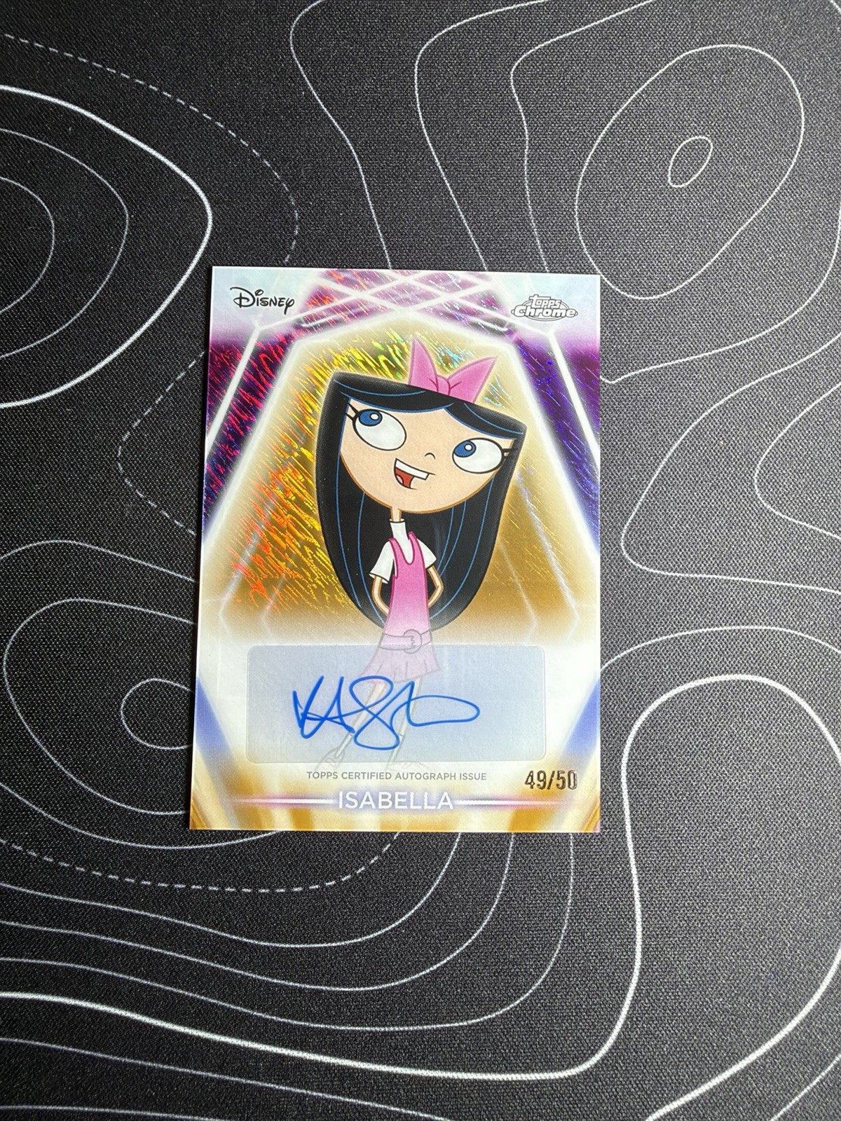 2026 Topps Chrome Disney Neon Etch Autograph Isabella 7/50