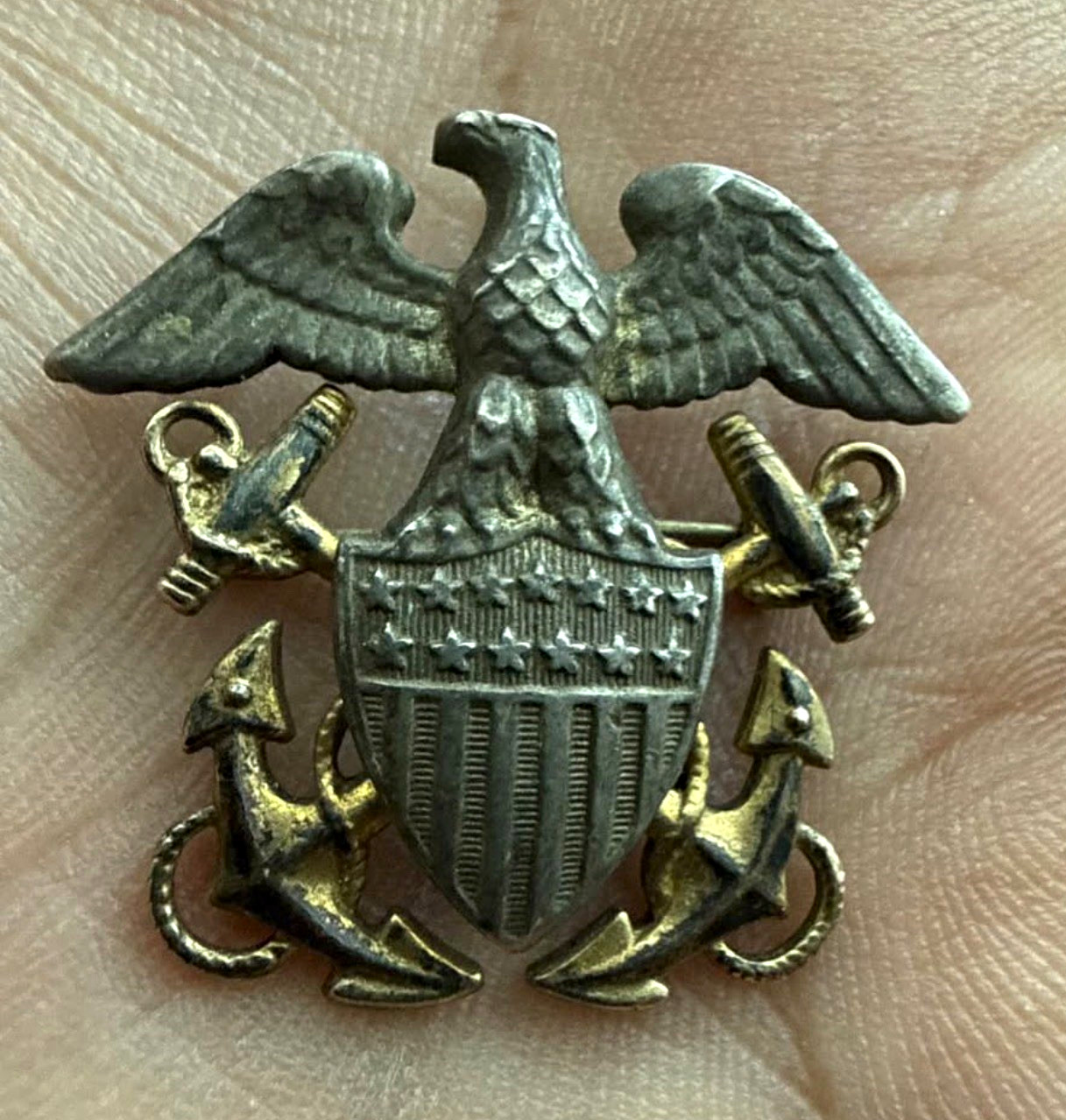 Vintage WWII US Navy Officer Hat Cap Badge Blackinton 1/20 10K Gold Filled USN