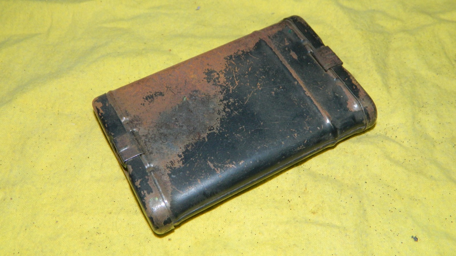WW2 German K98 Rifle Cleaning Tobacco can arr42