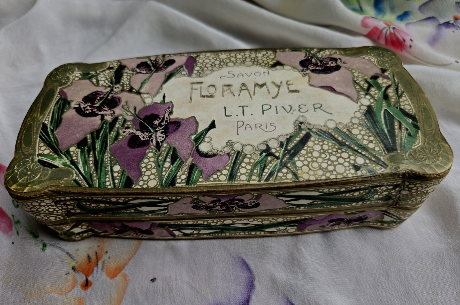 Antique French Art Nouveau Floramye perfume Soap Box L.T. PIVER  Paris France
