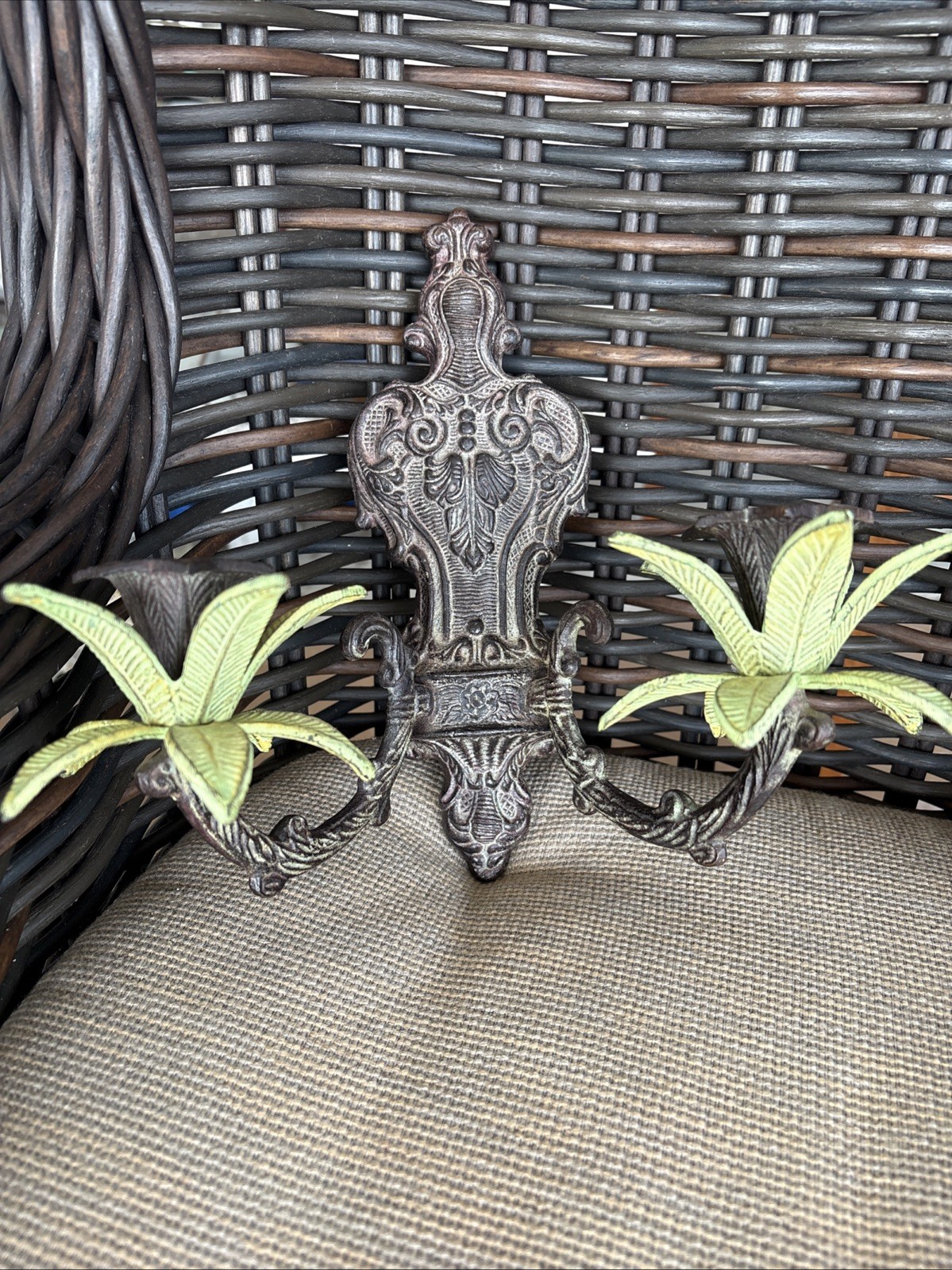 2 VTG Cast Iron Palm Leaves Tropical 2 Arm Candle Holder Wall Sconces * XLNT