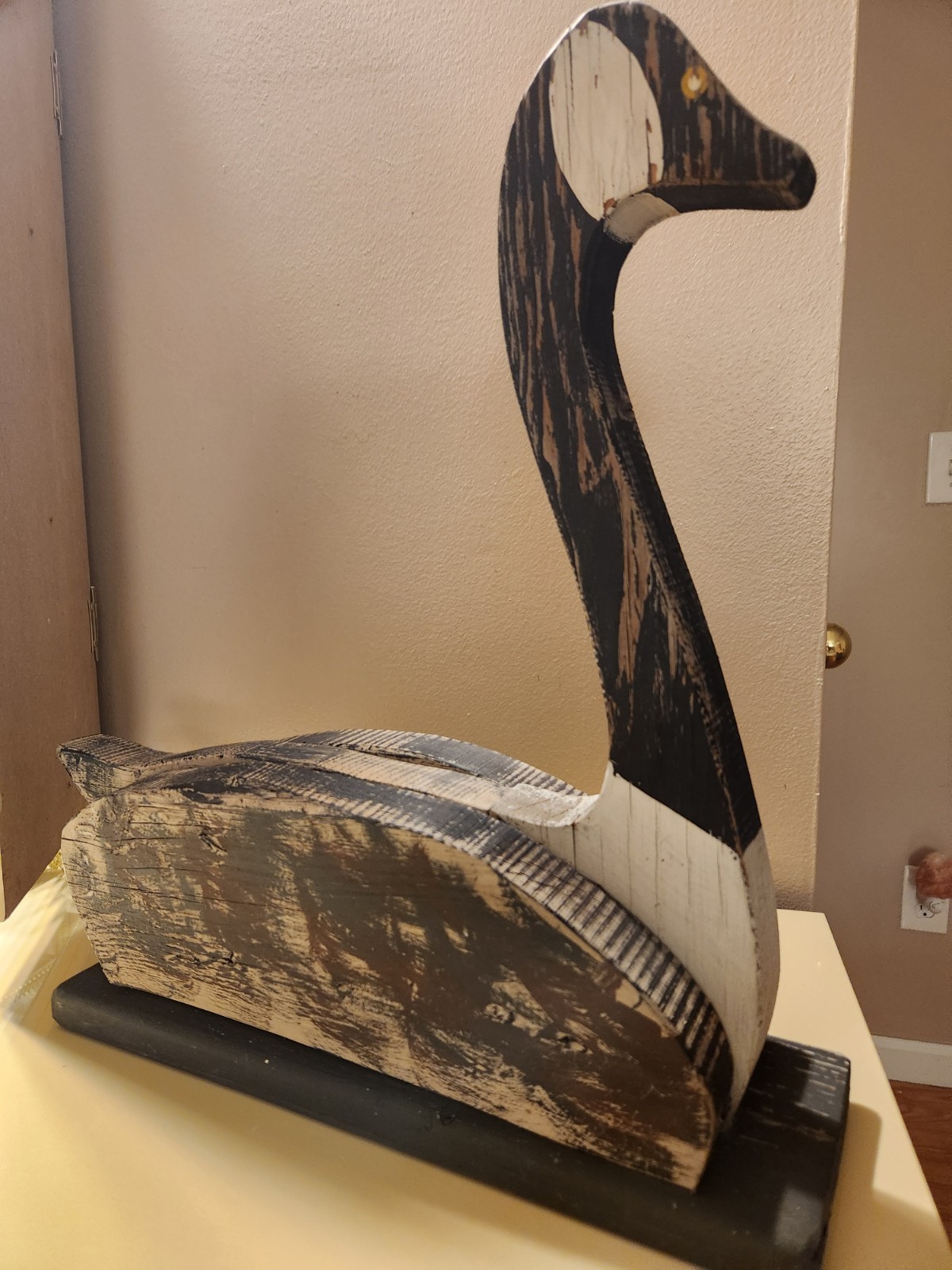 Vintage Hand-Carved Wooden Goose Decoy Sculpture – Primitive Rustic Folk Art...