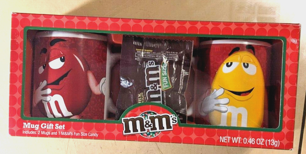 2017 M&M\'s CHARACTER Coffee Tea Mug Gift Set 2 Red Mugs Red Yellow Characters