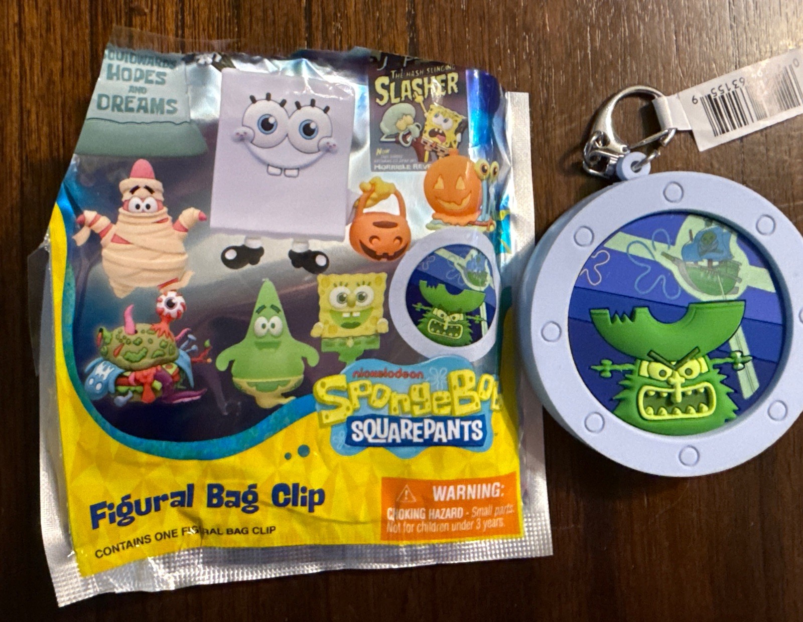 SpongeBob SquarePants Halloween Blind Bag Clip Series 1 Flying Dutchman Figure 