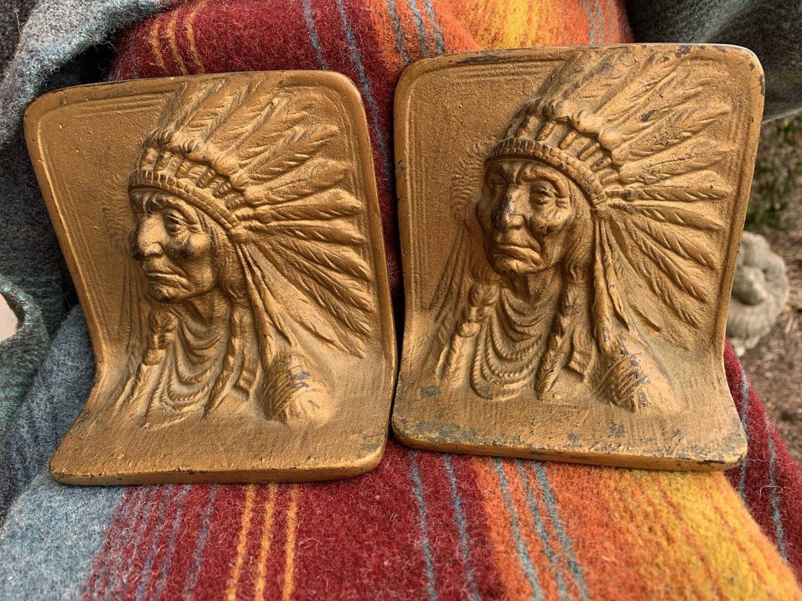 Antique Cast Iron Native Indian Chief Pair Bookends 1920s Art Deco Estate