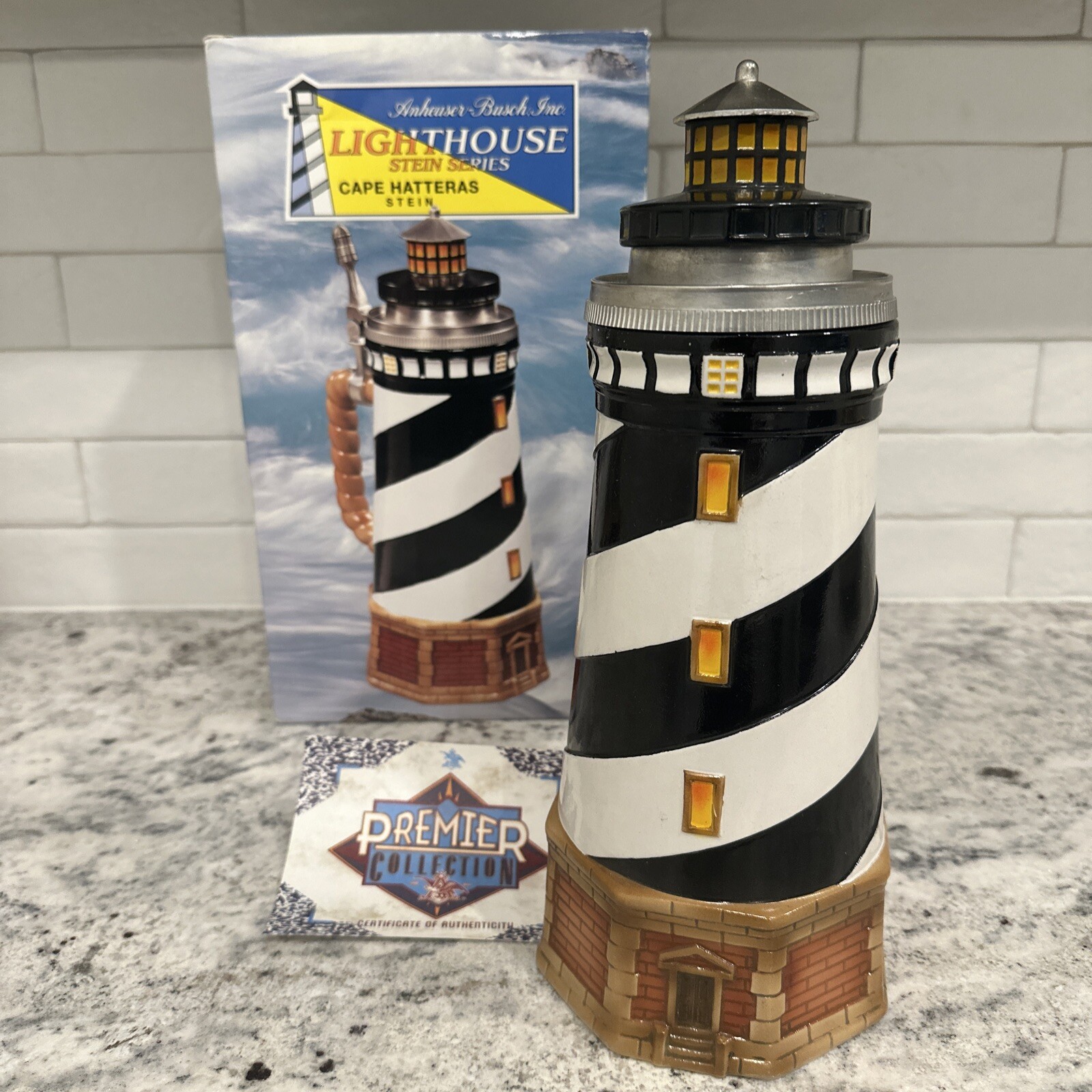 ANHEUSER-BUSCH STEIN Lighthouse Series CAPE HATTERAS 2000 with CoA and Box