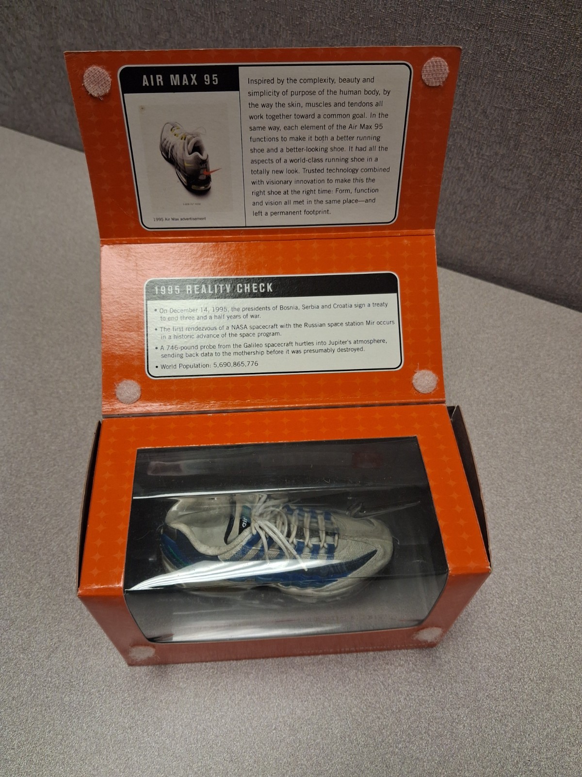 Nike Classics Commemorative Footwear Air Max 95 Ornament 3296/3500