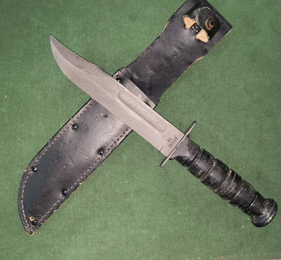 Vintage Knife Genuine USMC #498  + Leather Scabbard Ontario Knife Co OKC USA
