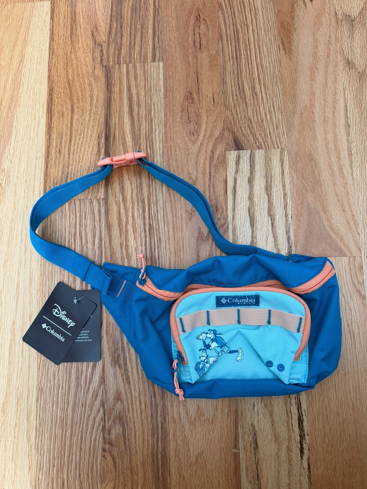 Columbia PFG Disney Goofy Hip Pack Waist Bag Fanny Pack Teal Blue Fishing NWT