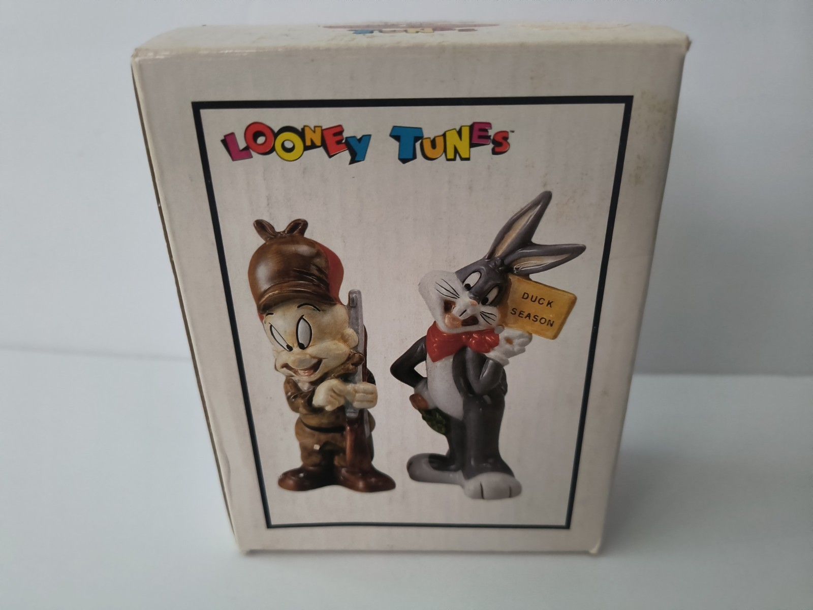 Vintage 1993 WB Looney Tunes Bugs Bunny Elmer Fudd Salt & Pepper Shakers