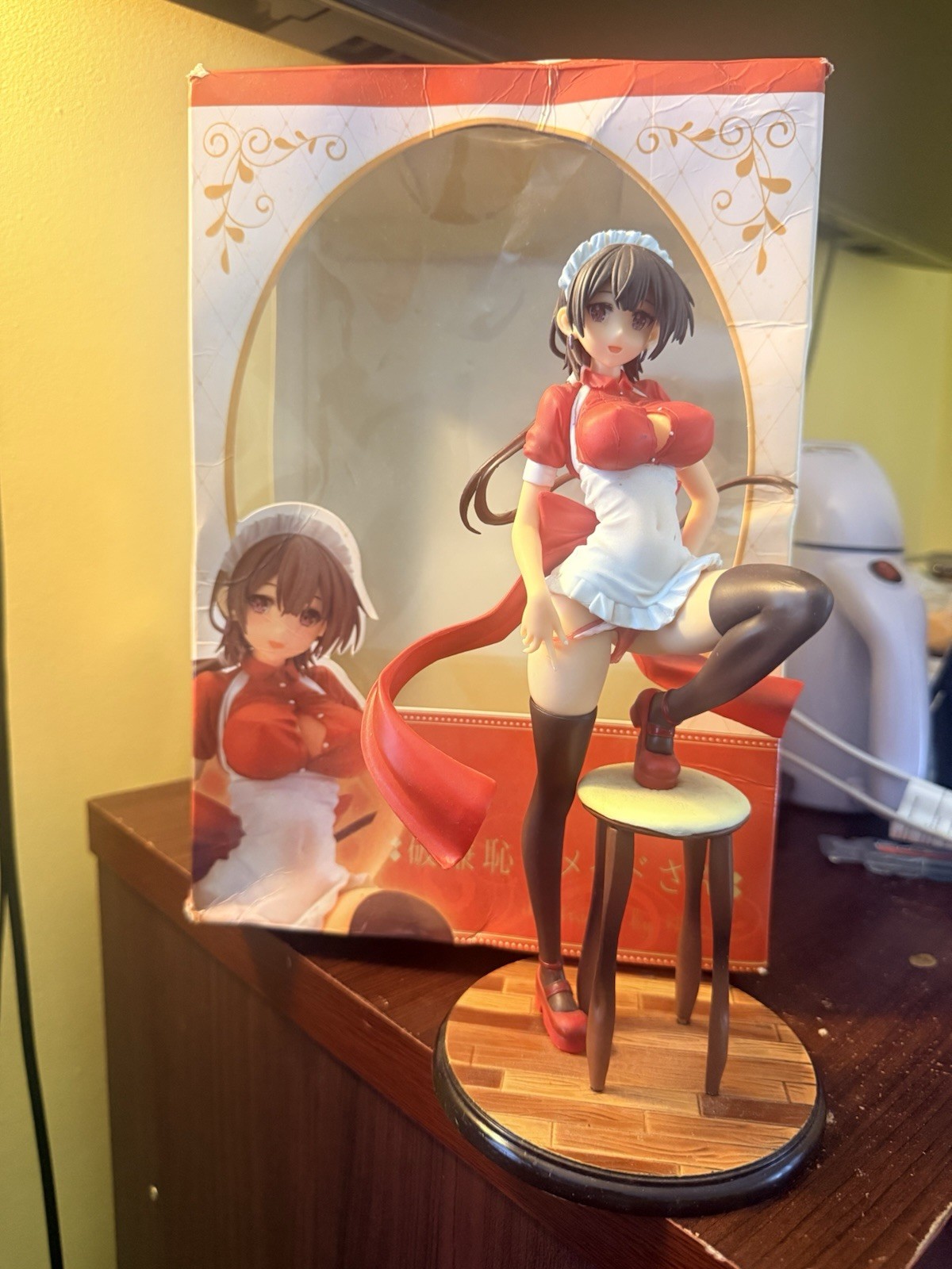 Shameless Maid with Stool Prop SKYTUBE 1/6 Scale Figure Original Box Japan