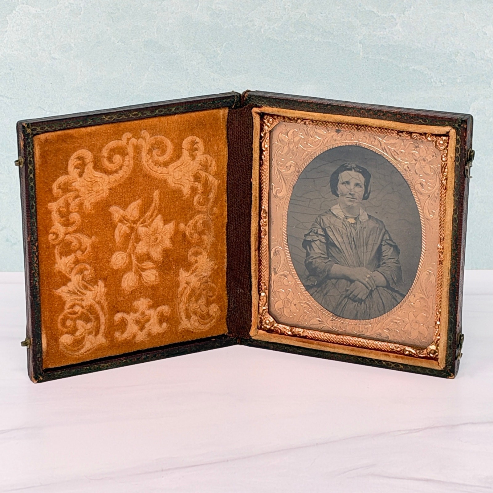 1/6th Plate Ambrotype Victorian Women Crossed Hands Tinted Union Case