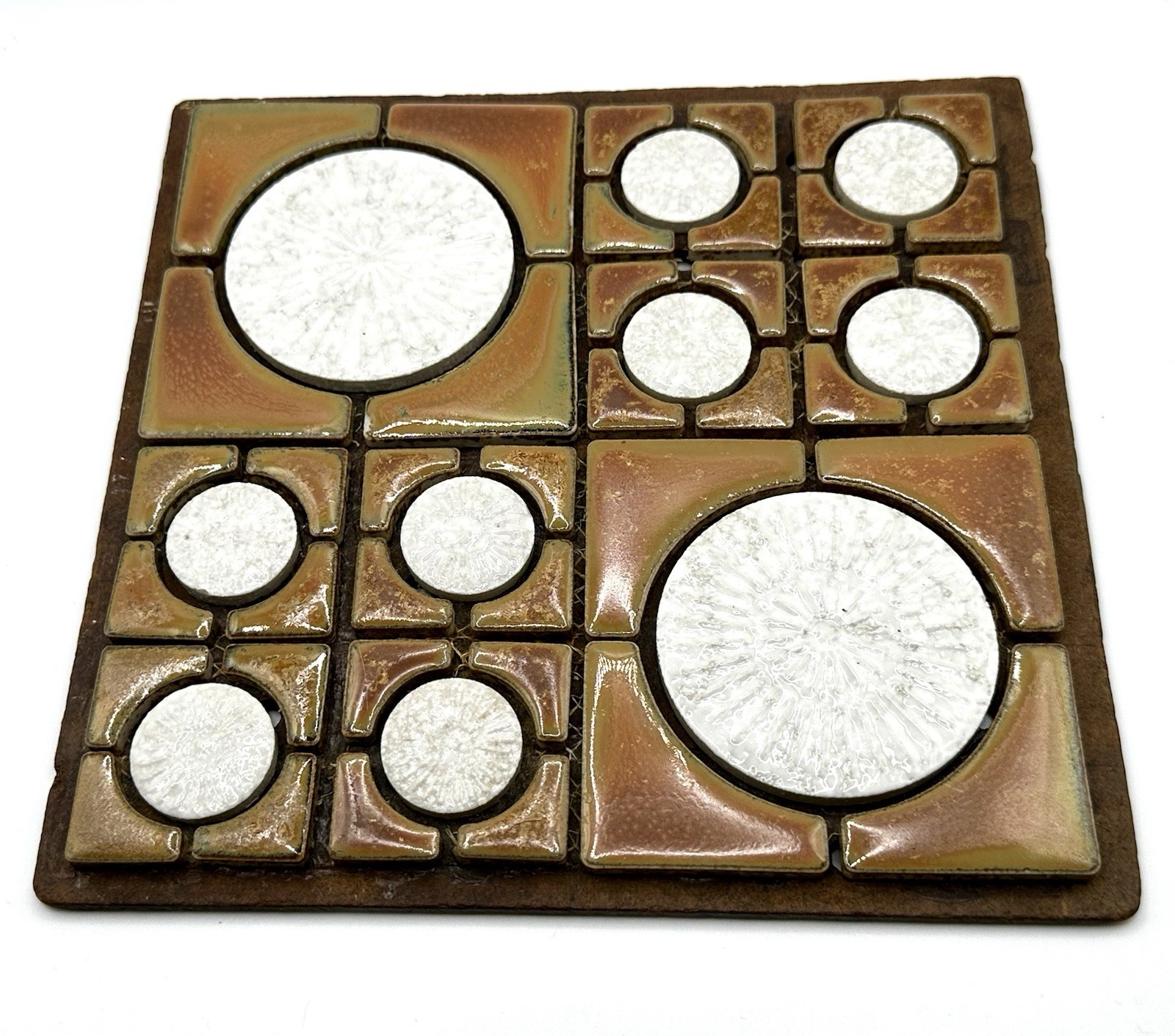 Vintage Mid‑Century Modern Ceramic Tile Hot Plate – Retro Geometric Design