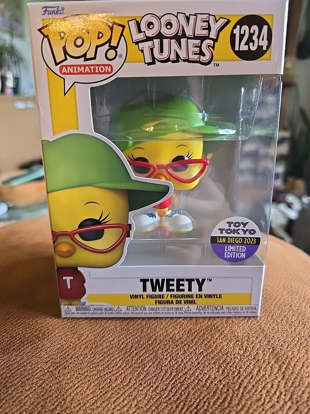 🐦Tweety Bird🐦 Funko #1234 Vaulted Limited Edition Toy Tokyo Sticker $21 ppg