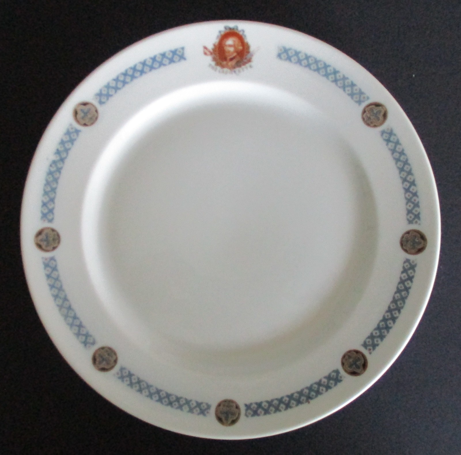 Mid 20th Century Souvenir Warwick China Plate Lafayette Hotel Lexington Kentucky