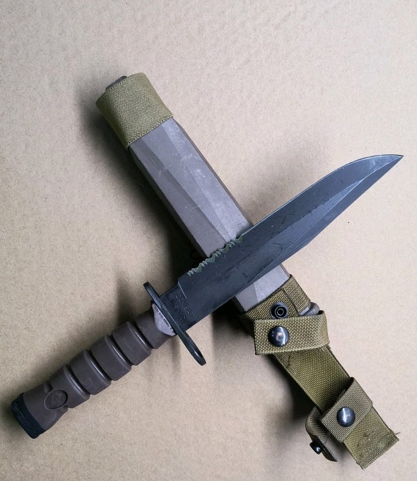 Vintage OKC3S Knife USMC Marine Corps Bayont Issue Ontario Knife Co & Scabbard