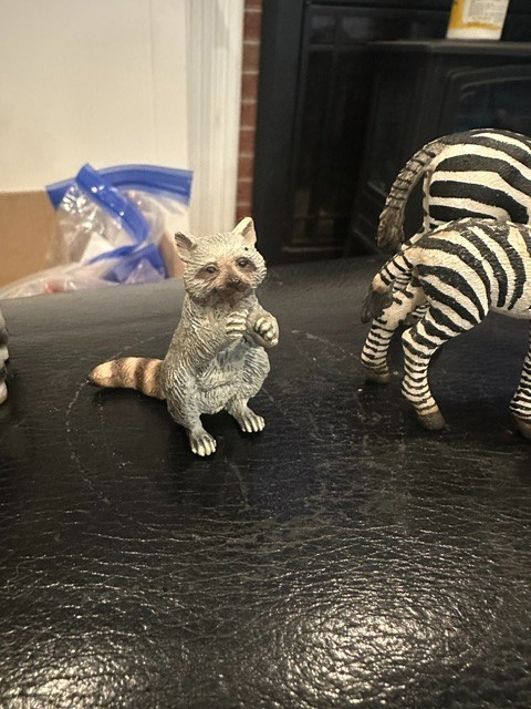Schleich Animal Figures Lot Pig Sow Piglet Raccoon Retired Farm Wildlife Vintage