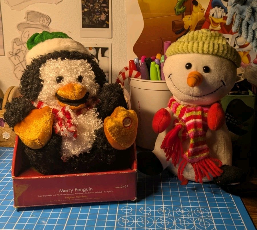 Gemmy Rare Lot Of 2 Merry Penguin & Dancing Snowman Animated Works Jingle Bells