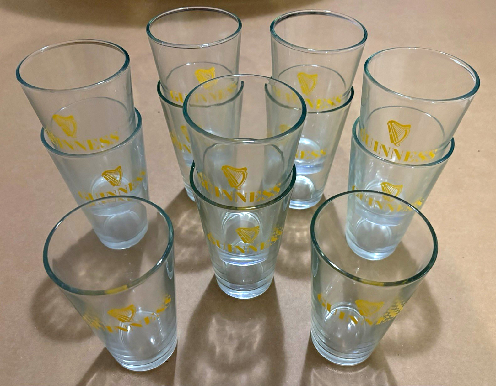 VINTAGE Guinness Breweriana Pint Glass Set Lot of 12 Clear Gold Harp Logo