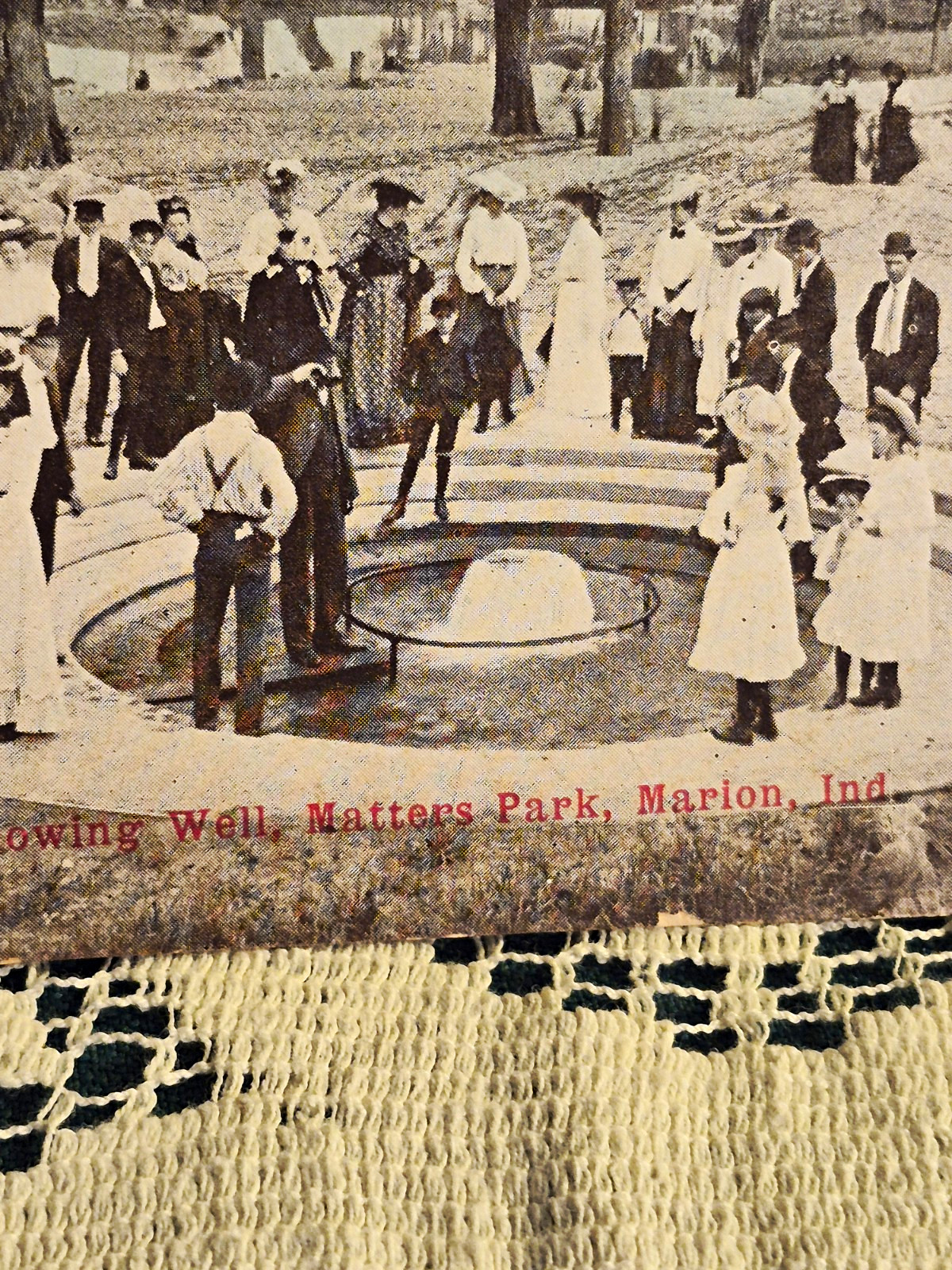 Hoosier Post Card Co. Unposted RPPC Divided Back Postcard Flowing Well Marion IN