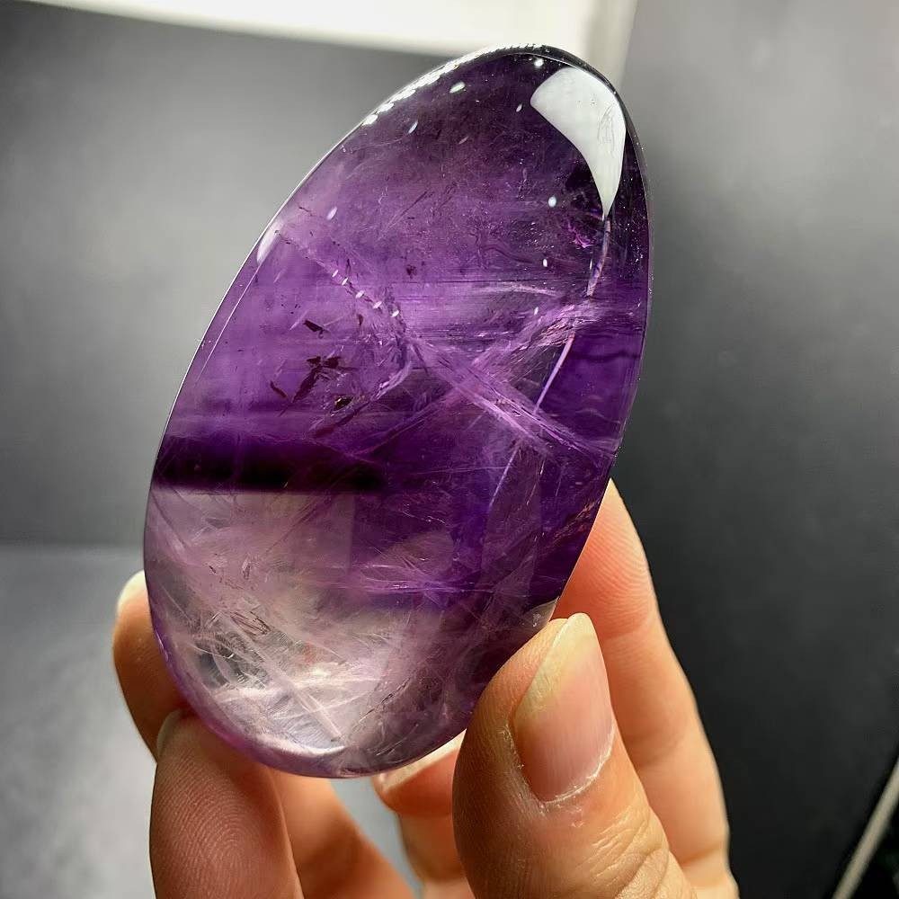 154g Natural Amethyst Quartz Carved Palm Crystal Reiki Healing