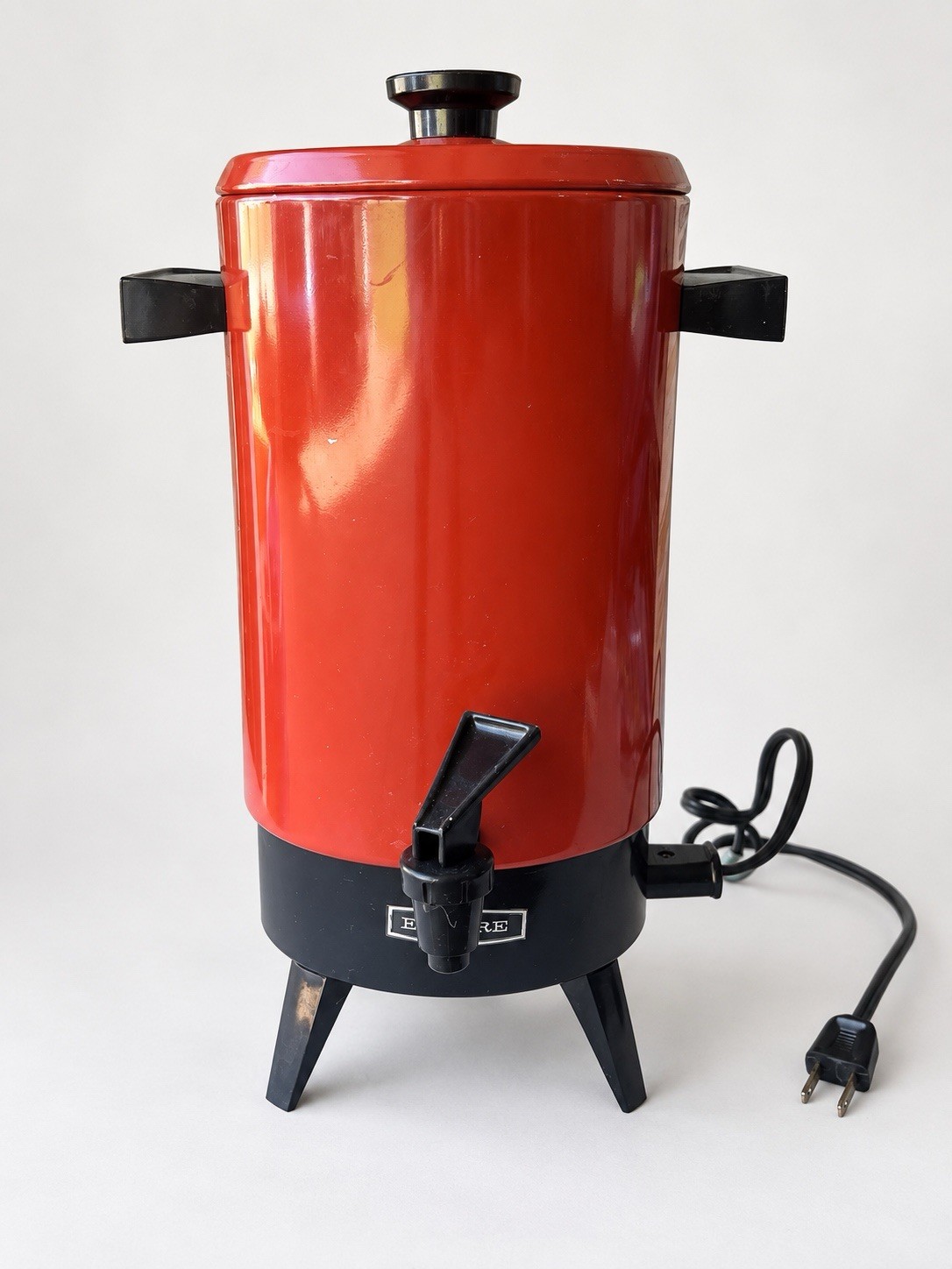 VTG EMPIRE Automatic 32 Cup Party Red Coffee Maker Percolator With Box