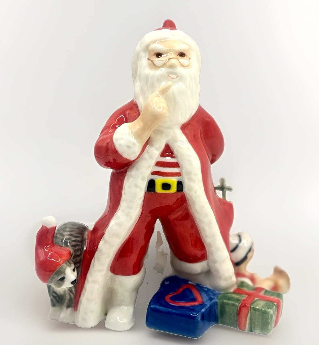 Royal Copenhagen 2015 Annual Santa Limited Edition Porcelain Figurine With BOX