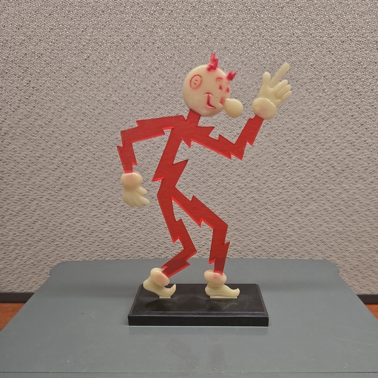 VINTAGE 1960\'s REDDY KILOWATT Red Business Card Figure Black Stand - Glows