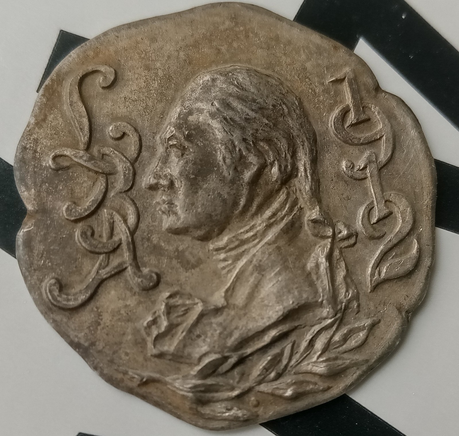 30mm solid silver George Washington presentation medal, presented in NYC 1912.