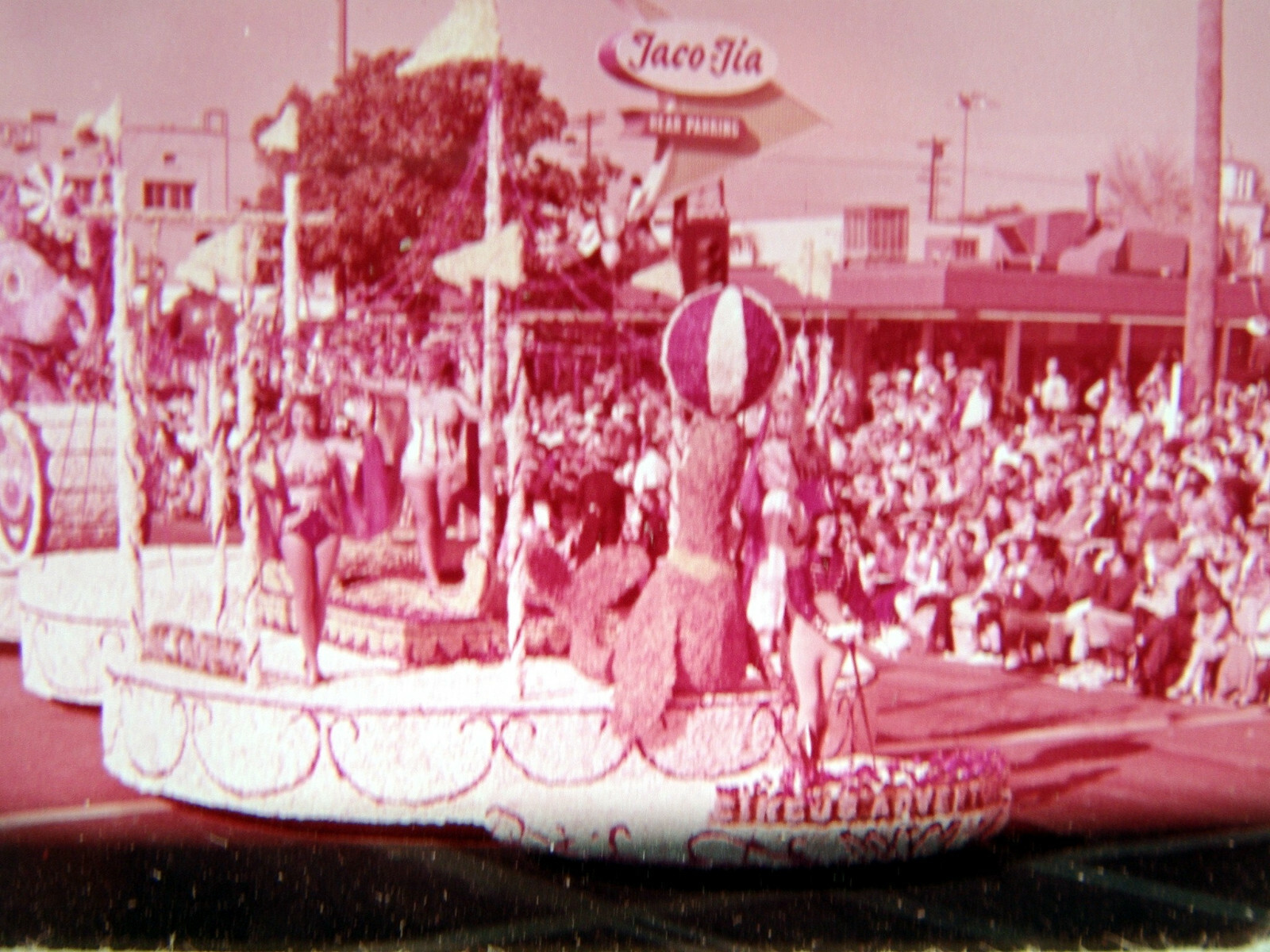 Vtg Set Of 25 1959 Pasadena Tournament Of Roses Parade Color Slides Floats