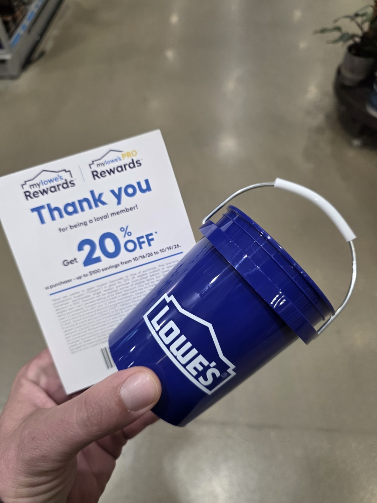 Lowes Limited Edition Mini Bucket Magnet