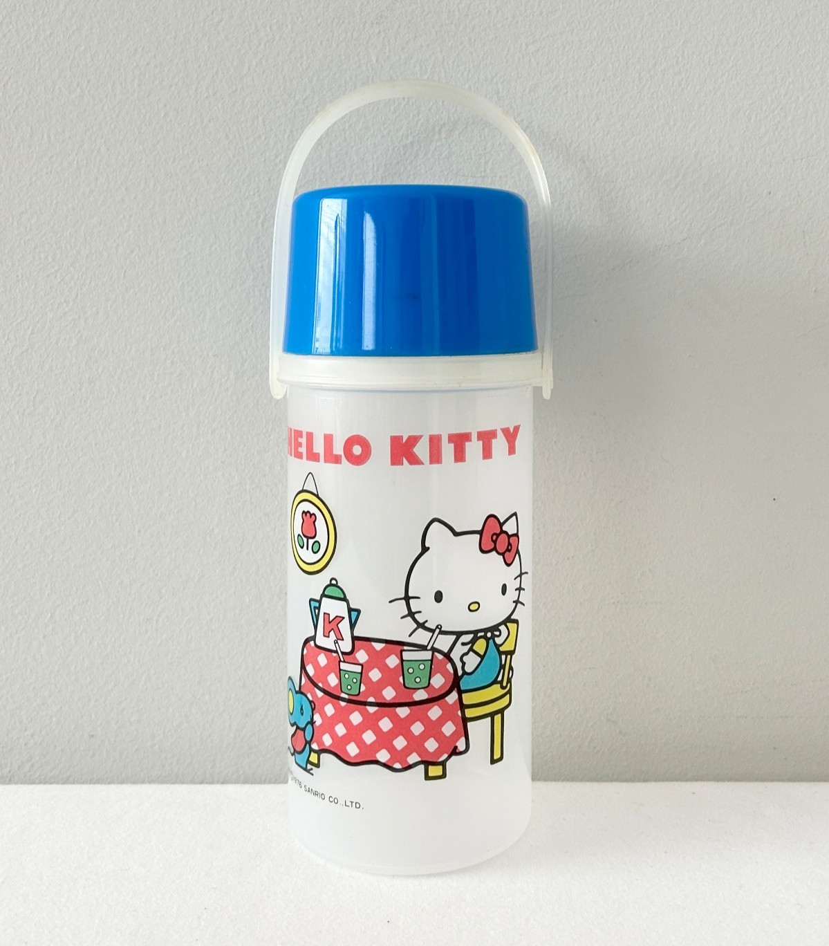 Vintage 1976 Sanrio HELLO KITTY Water Bottle & Strap Blue Lid Plastic Japan RARE