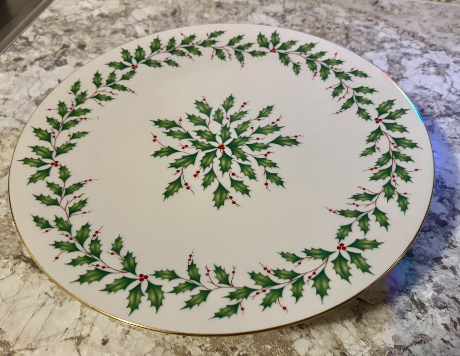 Lenox Holiday PEDESTAL FOOTED CAKE PLATE NEW 11” X 2