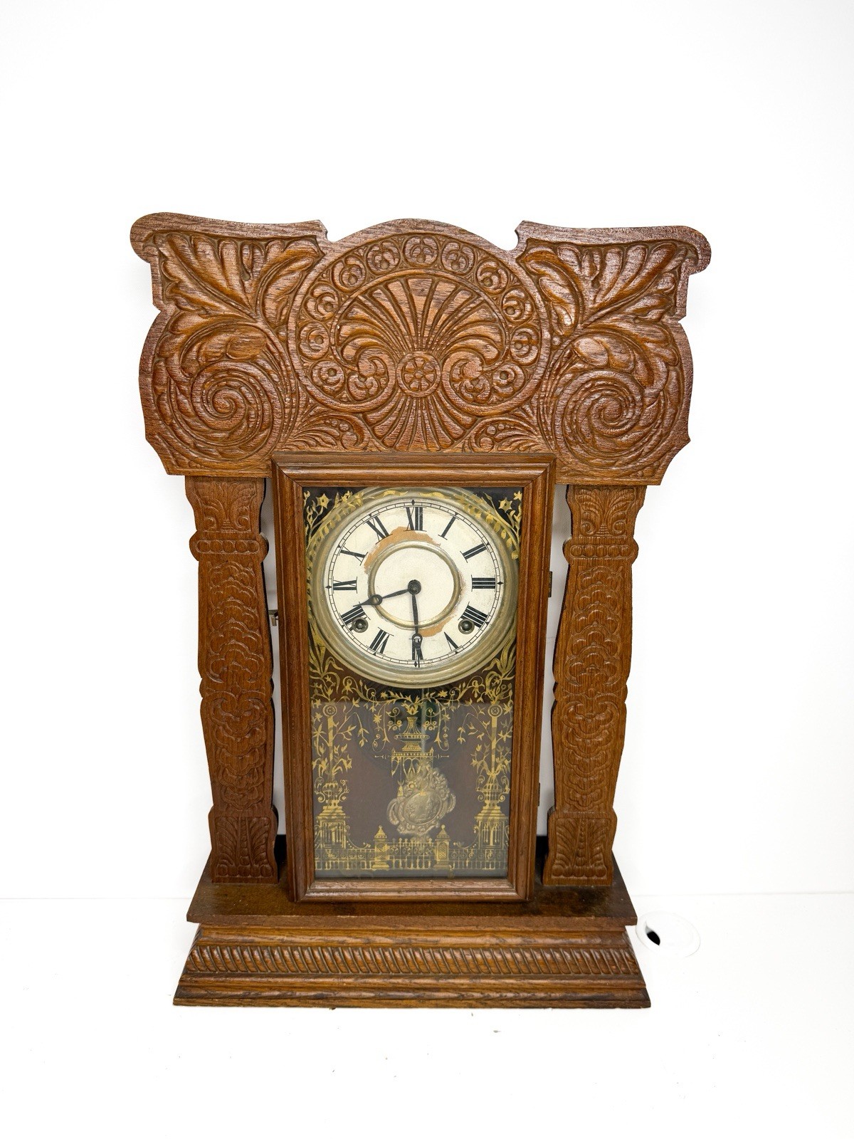 Antique Impressive Antique Ingraham 8 Day Press Carved Oak Clock & Key Untested